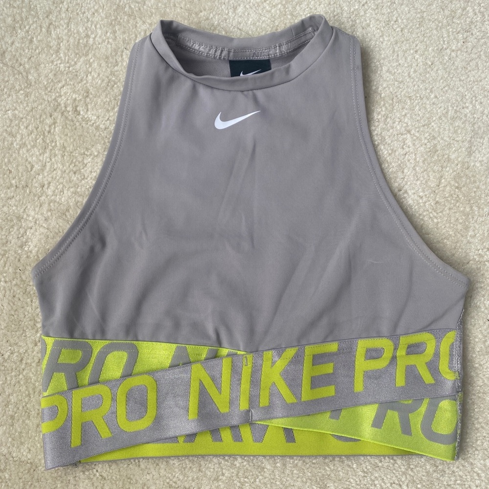 Nike Pro Dri Fit Crop Top XS